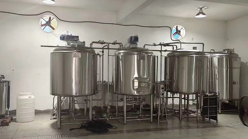 巴楚沧州075精酿啤酒厂